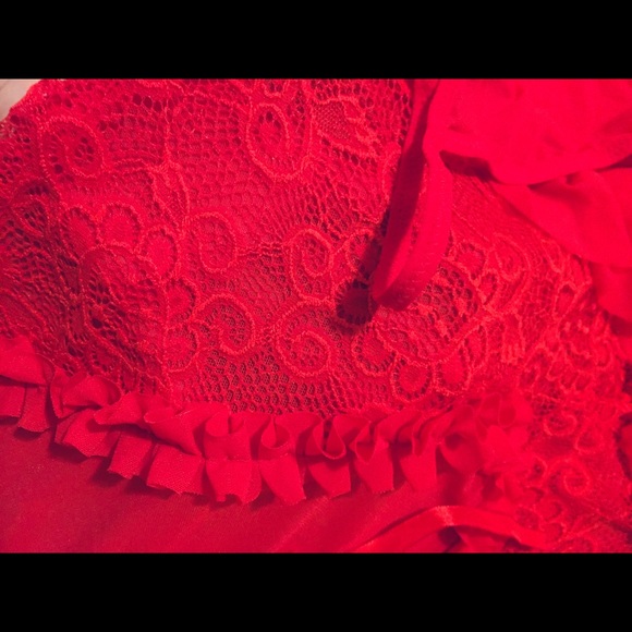 Robe - Picture 5 of 7